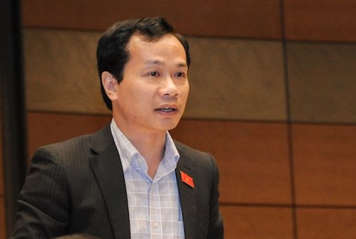 Đại biểu Quốc hội đề nghị sửa luật để phạt nặng lỗi sàm sỡ phụ nữ - Ảnh 1. Đại biểu Quốc hội đề nghị sửa luật để phạt nặng lỗi sàm sỡ phụ nữ - Ảnh 1.