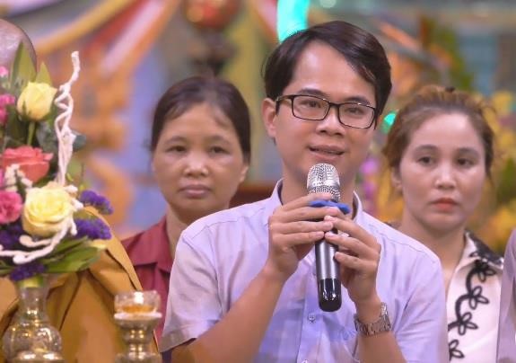 Bác sĩ Bệnh viện Bạch Mai khuyên người dân lên chùa Ba Vàng chữa bệnh - Ảnh 1. Bác sĩ Bệnh viện Bạch Mai khuyên người dân lên chùa Ba Vàng chữa bệnh - Ảnh 1.