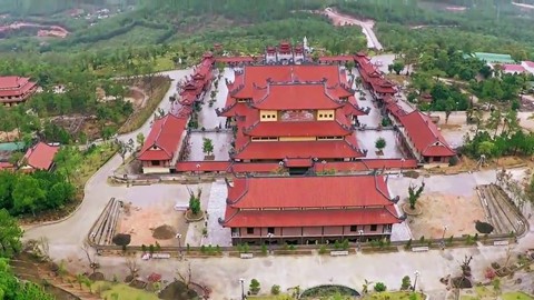 Cắp sách đến học chùa Ba Vàng cách tiếp thị, thu tiền - Ảnh 1. Cắp sách đến học chùa Ba Vàng cách tiếp thị, thu tiền - Ảnh 1.