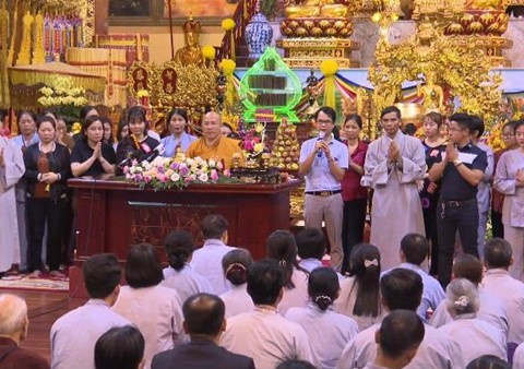 Vụ chùa Ba Vàng lợi dụng vong báo oán: Chấm dứt ngay hoạt động giảng pháp về oan gia trái chủ - Ảnh 2.