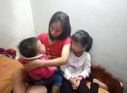 Vụ 5 người Việt tử nạn ở Thái Lan: Xé lòng người thân quê nhà - Ảnh 1. Vụ 5 người Việt tử nạn ở Thái Lan: Xé lòng người thân quê nhà - Ảnh 1.