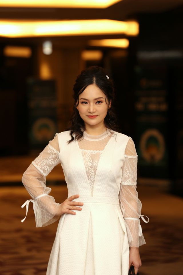 Lan Phương: Vợ chồng chúng tôi vẫn ở nhà thuê, vẫn tiền ai người nấy tiêu - Ảnh 1. Lan Phương: Vợ chồng chúng tôi vẫn ở nhà thuê, vẫn tiền ai người nấy tiêu - Ảnh 1.