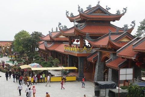 Quy mô hoành tráng của chùa Ba Vàng, nơi gây xôn xao vì thỉnh vong - Ảnh 10.