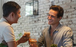 3 cách dễ dàng để giữ an toàn trong khi sử dụng ứng dụng hẹn hò đồng tính