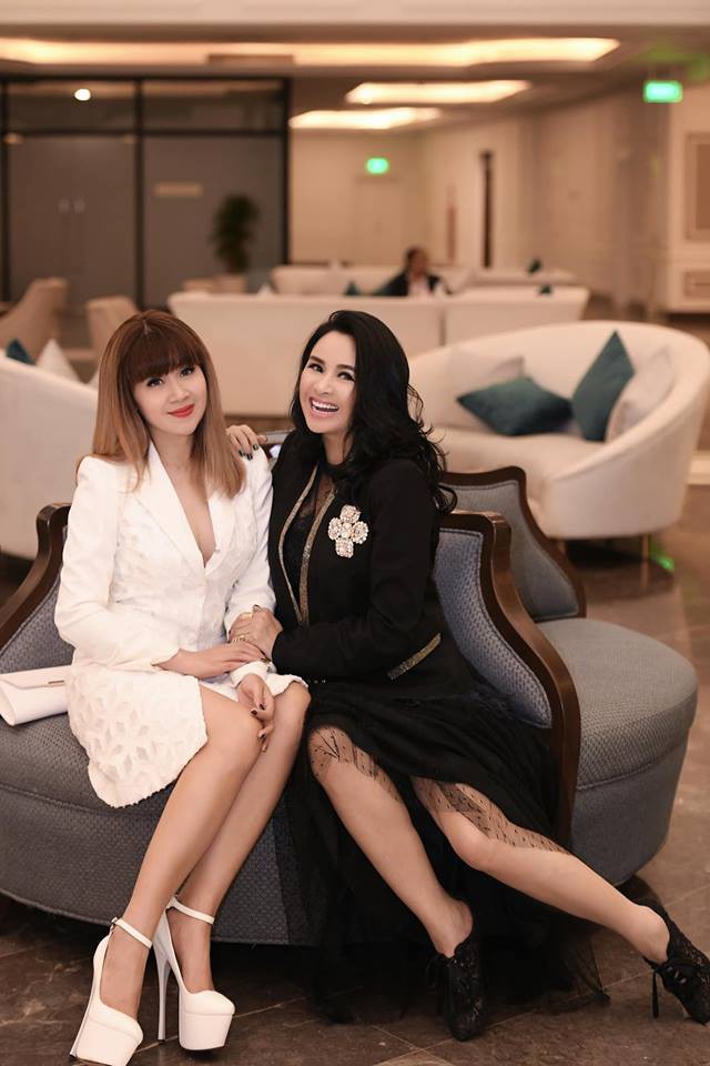 Sao Việt hôm nay (26/3): Minh Hằng gọi Võ Hoàng Yến là trùm cuối, Ngô Thanh Vân gặt hái thành tích điện ảnh kỉ lục - Ảnh 7. Sao Việt hôm nay (26/3): Minh Hằng gọi Võ Hoàng Yến là trùm cuối, Ngô Thanh Vân gặt hái thành tích điện ảnh kỉ lục - Ảnh 7.