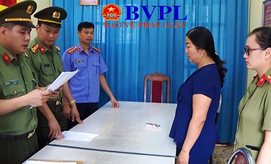 Vụ gian lận điểm thi ở Sơn La: Tước danh hiệu CAND một Thiếu tá Công an - Ảnh 1. Vụ gian lận điểm thi ở Sơn La: Tước danh hiệu CAND một Thiếu tá Công an - Ảnh 1.