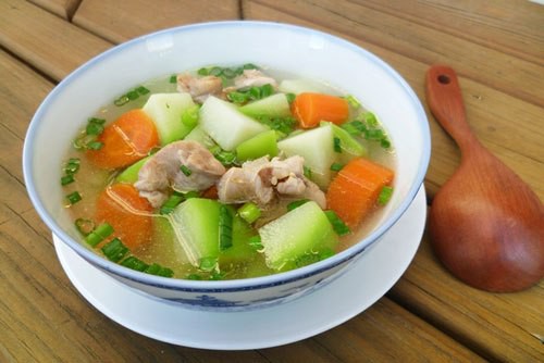 Tối nay ăn gì: Gợi ý mâm cơm gia đình chỉ 120.000 đồng với chả lá lốt, canh bí hầm xương - Ảnh 4. Tối nay ăn gì: Gợi ý mâm cơm gia đình chỉ 120.000 đồng với chả lá lốt, canh bí hầm xương - Ảnh 4.
