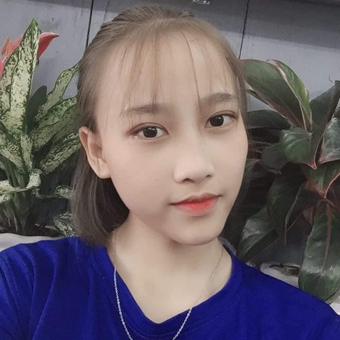 Cô gái co giật trong các clip vong nhập ở chùa Ba Vàng nói gì? - Ảnh 4. Cô gái co giật trong các clip vong nhập ở chùa Ba Vàng nói gì? - Ảnh 4.