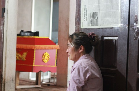 Mẹ tài xế tông chết 7 người đi đám ma: Hãy tha thứ cho con chúng tôi - Ảnh 4.