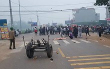 Nên có quy định để tổ chức đám tang, đám cưới được an toàn?
