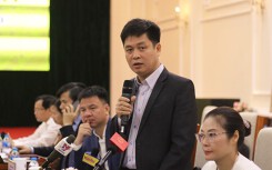 Bộ GD-ĐT sẽ tổ chức tuyển chọn chủ biên, tác giả viết SGK mới