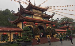 Xử lý vi phạm tại chùa Ba Vàng: Giám sát thế nào?