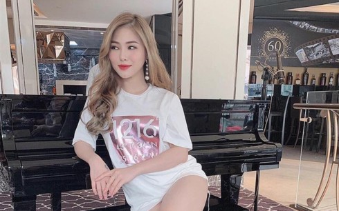 Hương Tràm nổi loạn khi chuyển từ tóc bạch kim sang tóc ngắn tomboy - Ảnh 1. Hương Tràm nổi loạn khi chuyển từ tóc bạch kim sang tóc ngắn tomboy - Ảnh 1.