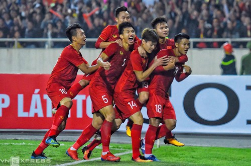 Hà Đức Chinh: Lukaku còn bị chỉ trích, huống gì tôi - Ảnh 2.