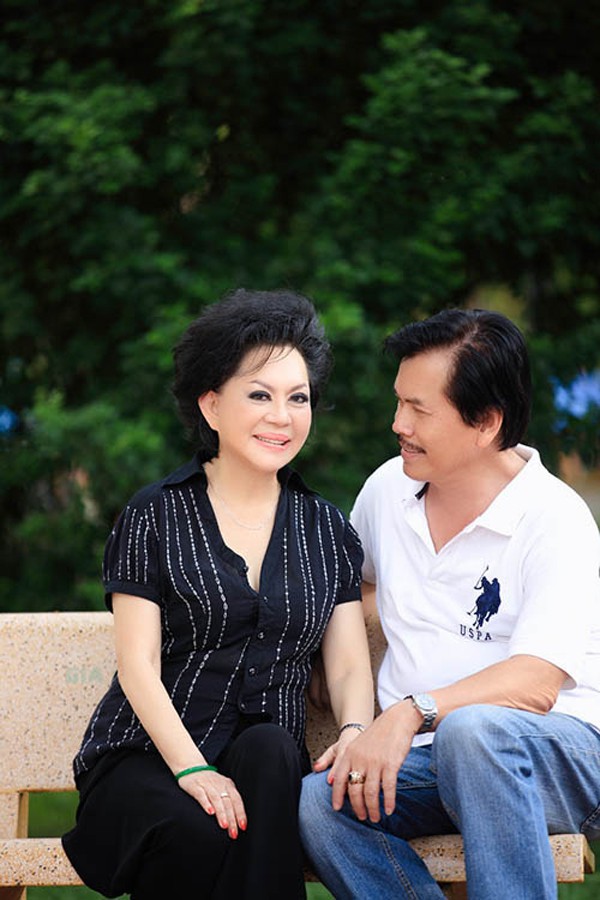 Người chồng gặp từ tuổi 17 nhưng phải đến 20 năm sau mới cưới của danh ca Giao Linh - Ảnh 2. Người chồng gặp từ tuổi 17 nhưng phải đến 20 năm sau mới cưới của danh ca Giao Linh - Ảnh 2.
