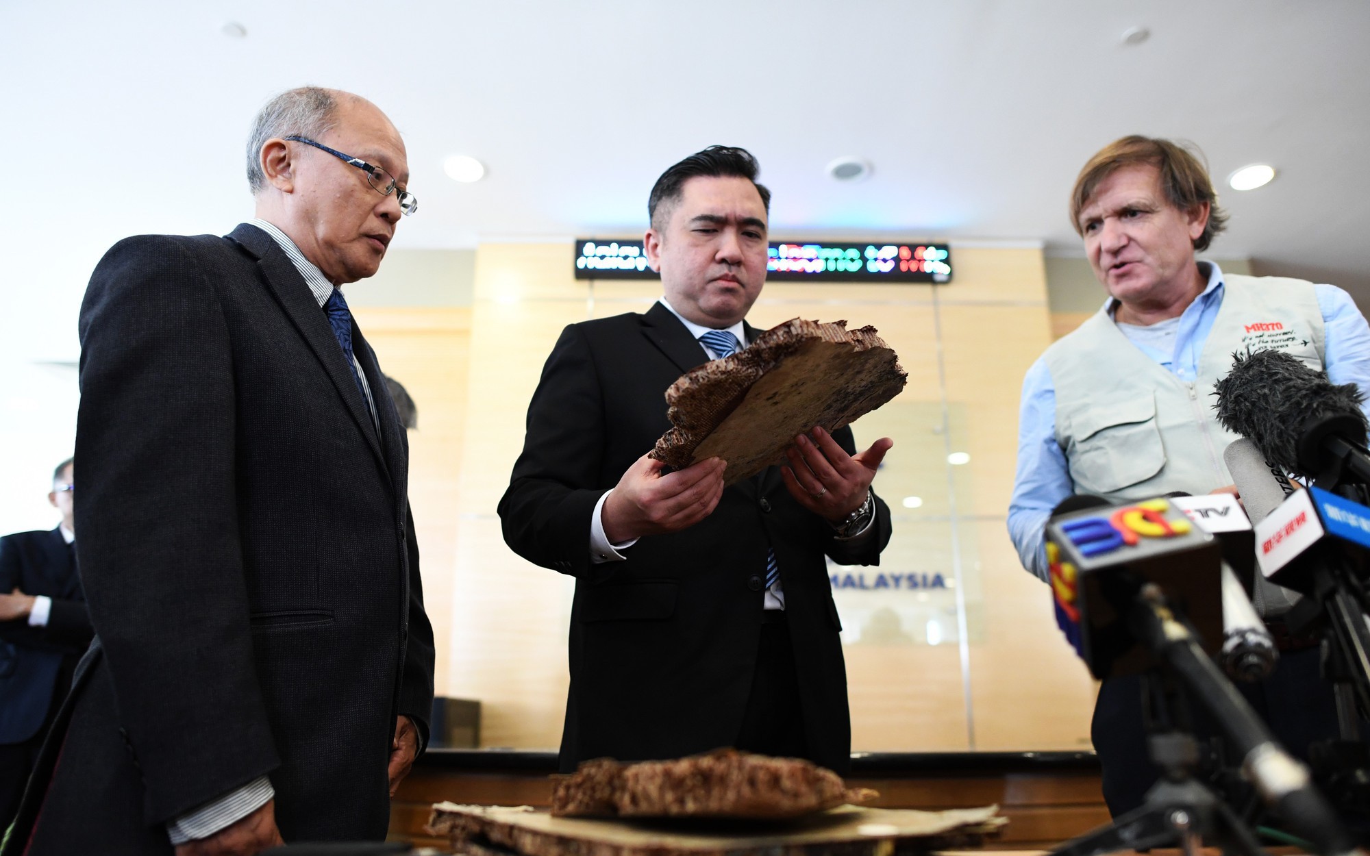 Máy bay MH370 mất tích bí ẩn có thể sẽ được tìm kiếm trở lại