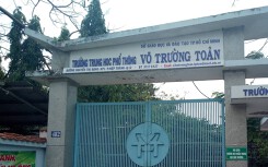 Vụ thầy giáo cho học sinh lớp 11 đóng cảnh nóng: Nhiều cảnh không có trong tác phẩm gốc?