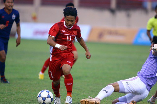 Việt Nam thắng Thái Lan ở chung kết giải U19 quốc tế - Ảnh 1. Việt Nam thắng Thái Lan ở chung kết giải U19 quốc tế - Ảnh 1.