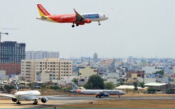 Sân bay thiếu điểm đỗ, sao các hãng vẫn lao vào cuộc đua mua phi cơ?