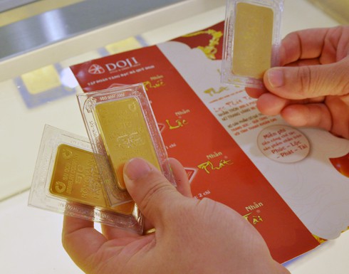Giá vàng hôm nay 5/3: Tiếp đà lao dốc - Ảnh 1. Giá vàng hôm nay 5/3: Tiếp đà lao dốc - Ảnh 1.