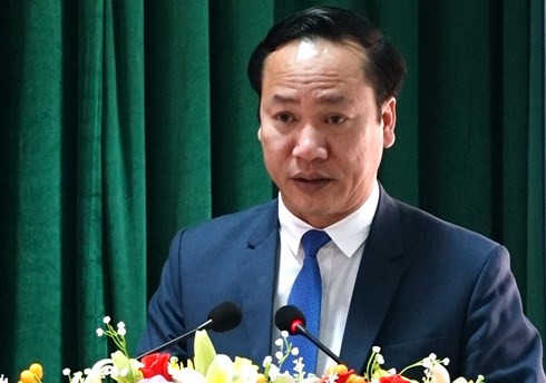 Quảng Bình: Vụ thầy giáo bỗng dưng mất việc, yêu cầu kiểm điểm Chủ tịch huyện - Ảnh 2.