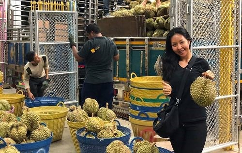 Vua sầu riêng treo thưởng 7,3 tỉ đồng kén rể - Ảnh 2.