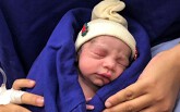 Phụ nữ chuyển giới có thể được cấy ghép tử cung để sinh con