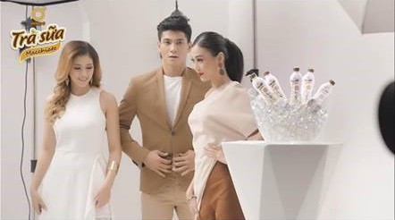 Sao Việt hôm nay (7/3): Đỗ Nhật Hà thướt tha trong trang phục dạ hội, Trương Quỳnh Anh tình tứ bên chàng trai lạ - Ảnh 10. Sao Việt hôm nay (7/3): Đỗ Nhật Hà thướt tha trong trang phục dạ hội, Trương Quỳnh Anh tình tứ bên chàng trai lạ - Ảnh 10.
