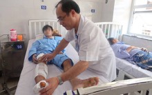 40 ngày 'chạy đua' cứu tính mạng lẫn đôi chân của nam thanh niên bị xe đầu kéo cán nát