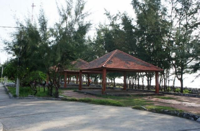 Rình phụ nữ đi vệ sinh không được, tên biến thái quay sang cướp nhưng lấy phải… vàng giả - Ảnh 1. Rình phụ nữ đi vệ sinh không được, tên biến thái quay sang cướp nhưng lấy phải… vàng giả - Ảnh 1.
