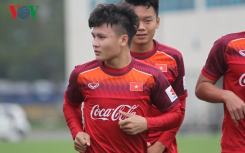 Quang Hải mang băng đội trưởng U23 Việt Nam - Ảnh 1. Quang Hải mang băng đội trưởng U23 Việt Nam - Ảnh 1.