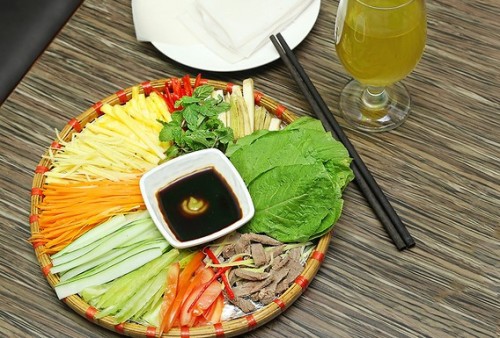 Tối nay ăn gì: Mâm cơm cuối tuần nhanh gọn với món cuốn vừa ngon miệng lại đẹp mắt - Ảnh 6. Tối nay ăn gì: Mâm cơm cuối tuần nhanh gọn với món cuốn vừa ngon miệng lại đẹp mắt - Ảnh 6.