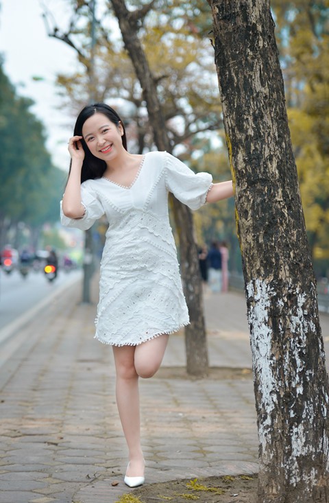 Nhan sắc nữ diễn viên 9X gây chú ý vì giọng Quảng Trị và yêu Công Lý - Ảnh 5.