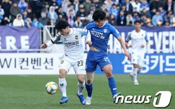 Báo Hàn Quốc: Công Phượng nguy hiểm nhất Incheon United, có thể tỏa sáng ở K-League