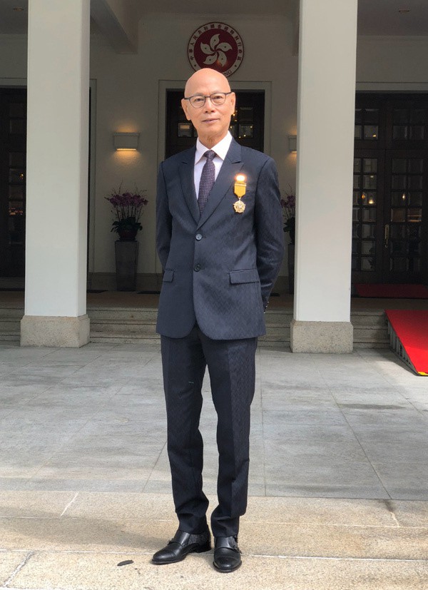 Châu Huệ Mẫn, Chương Tử Di tưởng nhớ Trương Quốc Vinh - Ảnh 5. Châu Huệ Mẫn, Chương Tử Di tưởng nhớ Trương Quốc Vinh - Ảnh 5.
