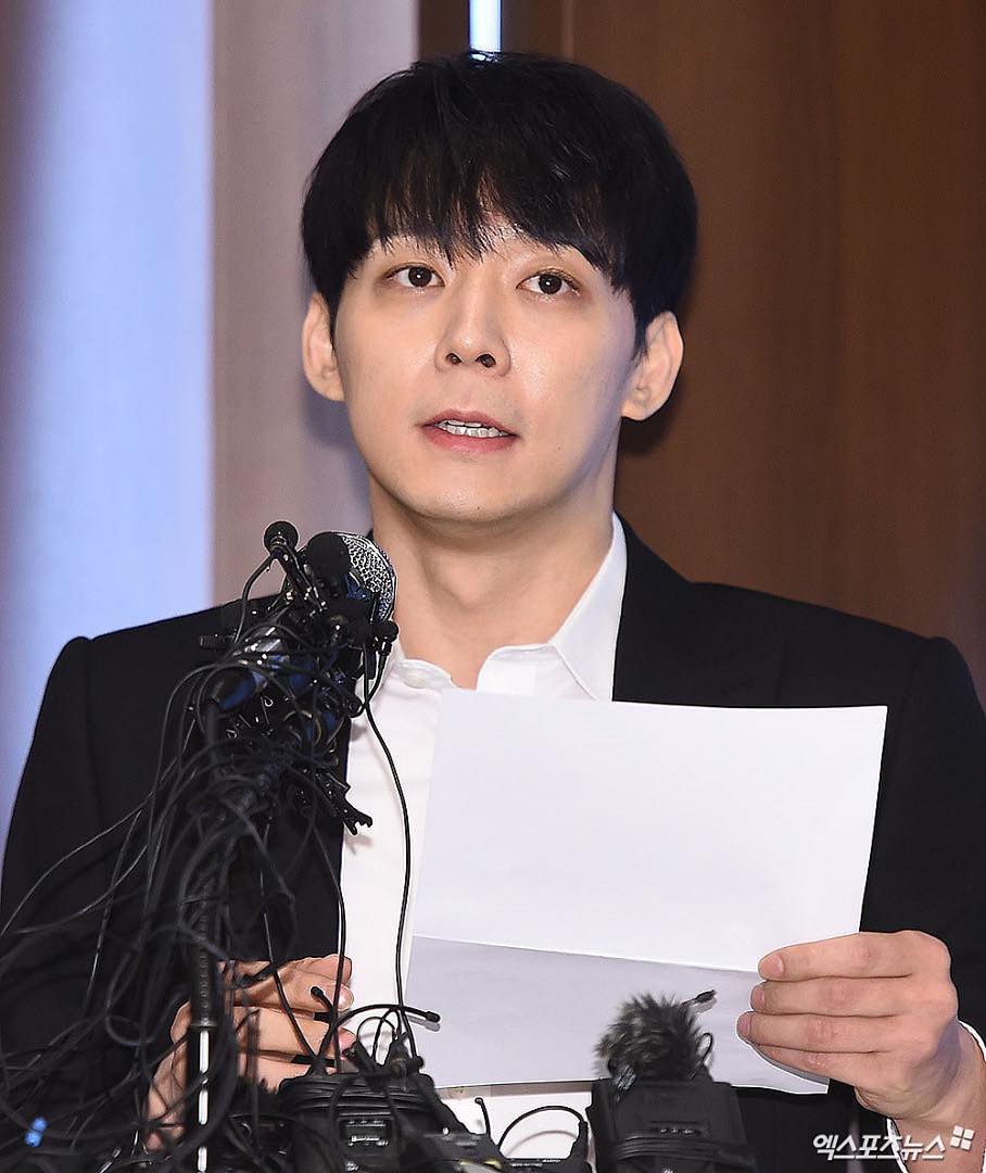 Park Yoochun mở họp báo, tuyên bố không liên quan đến scandal ma túy của hôn thê cũ Hwang Hana - Ảnh 2. Park Yoochun mở họp báo, tuyên bố không liên quan đến scandal ma túy của hôn thê cũ Hwang Hana - Ảnh 2.
