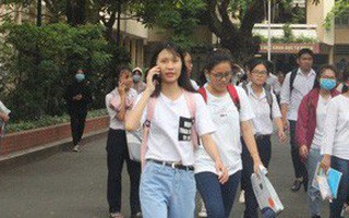 Thí sinh than đề thi đánh giá năng lực ĐH Quốc gia TP HCM dài, phải đánh bừa nhiều câu 