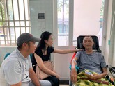 Nghệ sĩ Lê Bình bệnh ung thư chuyển biến ngày càng xấu, không ăn uống được
