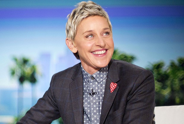 Cộng đồng LGBT thế giới hôm nay (12/4): Ellen DeGeneres phản đối lệnh cấm người chuyển giới trong quân đội Mỹ, phim đồng tính Love, Simon sẽ được chiếu trên Disney - Ảnh 1. Cộng đồng LGBT thế giới hôm nay (12/4): Ellen DeGeneres phản đối lệnh cấm người chuyển giới trong quân đội Mỹ, phim đồng tính Love, Simon sẽ được chiếu trên Disney - Ảnh 1.