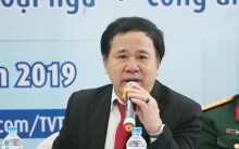 ĐH Thương mại sẽ trả lại học phí cho thí sinh Hòa Bình được nâng hàng chục điểm tự viết đơn thôi học