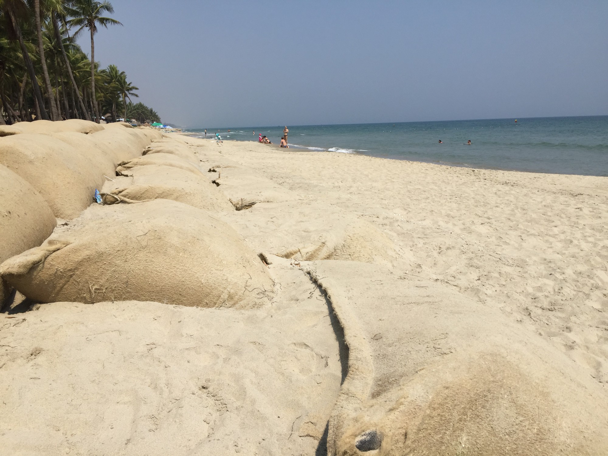 Phó Chủ tịch Quốc Hội gợi ý Quảng Nam học hỏi tỉnh Cà Màu chống xói lở - Ảnh 3. Phó Chủ tịch Quốc Hội gợi ý Quảng Nam học hỏi tỉnh Cà Màu chống xói lở - Ảnh 3.
