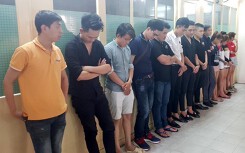 Hàng chục cảnh sát ập vào quán bar Oxy ở Sài Gòn