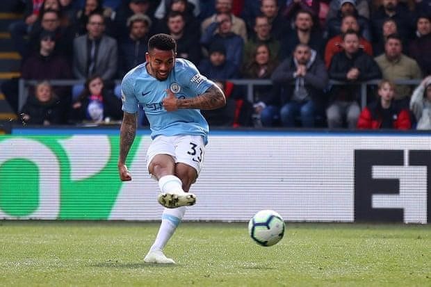 Sterling rực sáng, Man City vượt Liverpool đòi lại ngôi đầu - Ảnh 6. Sterling rực sáng, Man City vượt Liverpool đòi lại ngôi đầu - Ảnh 6.