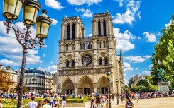 Những bức ảnh tuyệt đẹp khiến Nhà thờ Đức Bà Paris trở nên vô giá