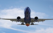 Tổng thống Mỹ Donald Trump gợi ý đổi tên cho 737 MAX
