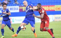 'Chơi tennis' trên sân Gò Đậu, Bình Dương đè bẹp Shan United 6 bàn không gỡ