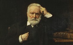 Hỏa hoạn ở Nhà thờ Đức Bà Paris đã được Victor Hugo dự đoán cách đây hàng trăm năm?