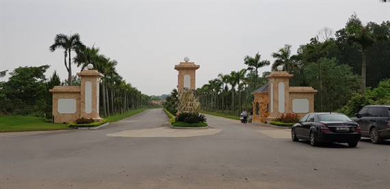 Khuất tất thương vụ 165 tỉ đồng ở Sân golf Đại Lải: Bài 1 - Vụ mua bán qua mặt UBND tỉnh Vĩnh Phúc - Ảnh 1. Khuất tất thương vụ 165 tỉ đồng ở Sân golf Đại Lải: Bài 1 - Vụ mua bán qua mặt UBND tỉnh Vĩnh Phúc - Ảnh 1.