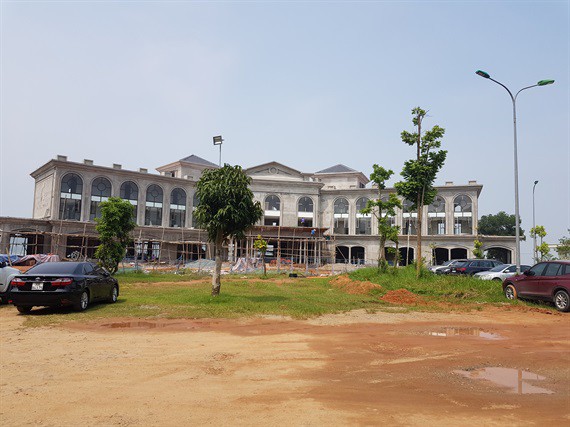 Khuất tất thương vụ 165 tỉ đồng ở Sân golf Đại Lải: Bài 1 - Vụ mua bán qua mặt UBND tỉnh Vĩnh Phúc - Ảnh 2. Khuất tất thương vụ 165 tỉ đồng ở Sân golf Đại Lải: Bài 1 - Vụ mua bán qua mặt UBND tỉnh Vĩnh Phúc - Ảnh 2.