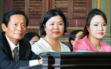 Eximbank vắng mặt, tòa hoãn xử vụ 'bốc hơi' 264 tỉ đồng tiết kiệm của nữ đại gia